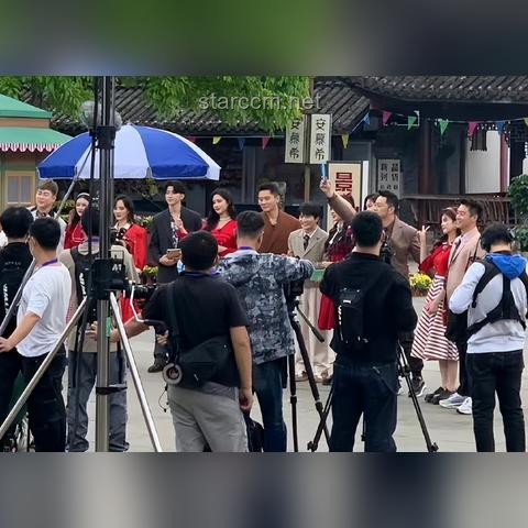 所有人都穿正裝不告訴周深的奇妙聚會策劃指南
