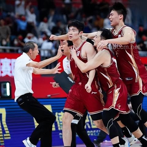慘敗廣廈24小時(shí)后，曾凡博發(fā)聲宣布離隊(duì)決定，首鋼計(jì)劃面臨重大調(diào)整