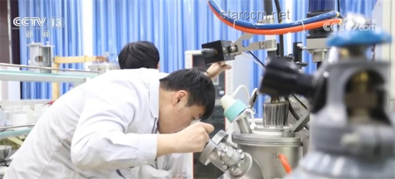西安機械工程師轉型街頭賣魷魚：父愛背后的產業升級與個體韌性分析