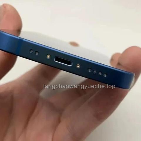 【何同學實驗揭秘】邊充邊玩傷電池？24部手機，6個月實測，探索更佳充電策略