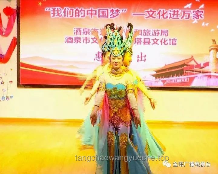 班級(jí)新風(fēng)尚：老頑童引領(lǐng)的創(chuàng)新狂潮 ??, 創(chuàng)意激發(fā), 跨界融合, 趣味學(xué)習(xí), 智慧啟迪