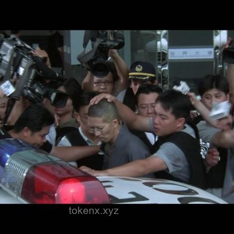 《雙瞳》視角下的未來趨勢：黃火土的仙途執妄與現實抉擇