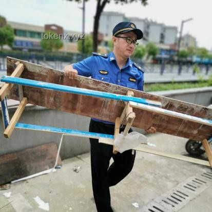 **??“檢查僵尸”！我的細致工作日常與心路歷程**