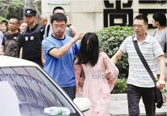 成都女子家門(mén)口遇害案細(xì)節(jié)曝光：如何保障居民安全？