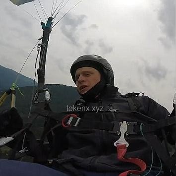 滑翔傘玩家被吸8千米高空事件解決方案