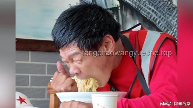 扭曲的身軀散發著耀眼的光！青島報紙哥-孫大帥的故事