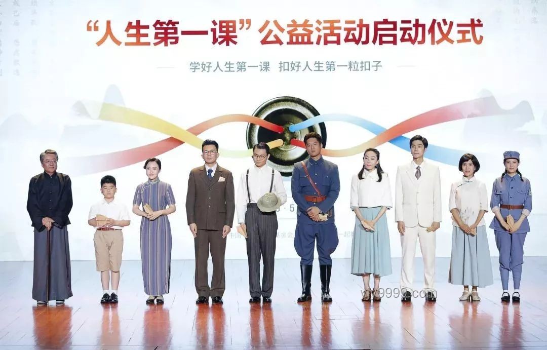 **與“曹公公瘋子”共舞的奇妙人生：一場心靈與勇氣的較量**