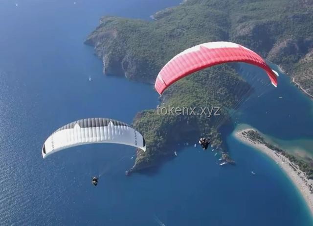 男子玩滑翔傘被吸至高空問題解決方案