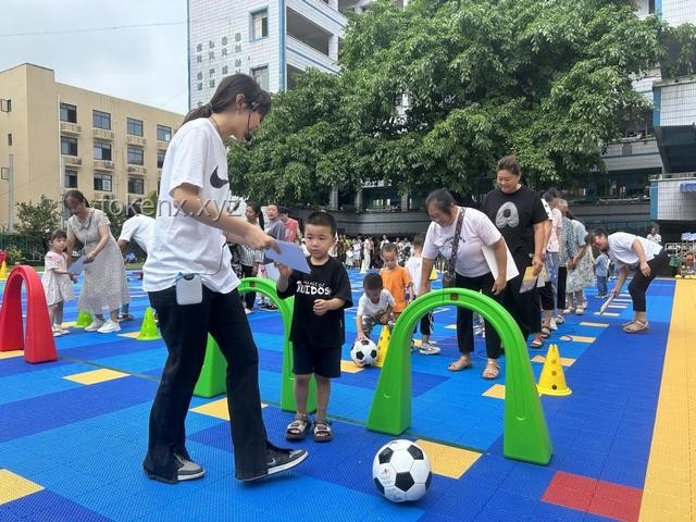幼兒園放假跳繩挑戰(zhàn)：解鎖孩子的運動新技能?