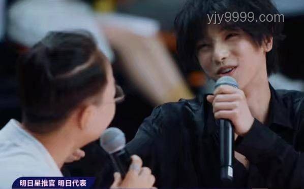 “斷眉力挺，馬嘉祺音樂之路或迎新高峰”