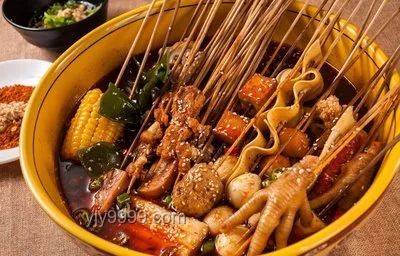 麻辣燙里的“刺客”揭秘：透視重量與價值的博弈，愛吃麻辣燙的你不可不知！