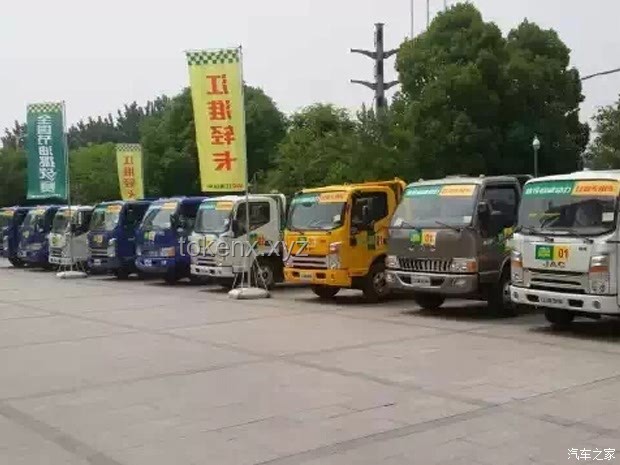 **江淮集團尊界項目投入超百億：豪華電動車市場的新挑戰與機遇**