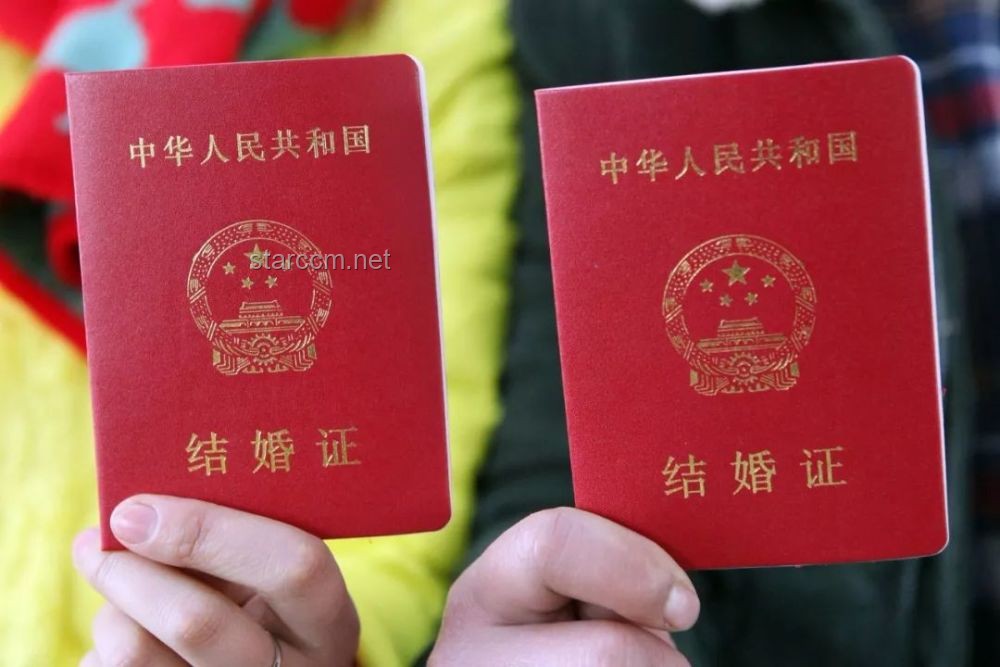**只同住不結(jié)婚與領(lǐng)證結(jié)婚的年輕人生活狀態(tài)對(duì)比分析**