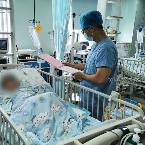 小伙亞硝酸鹽中毒后尿液竟變藍色？了解背后的真相！