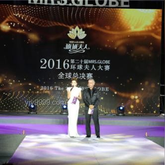 景區英勇救人，朱迅解鎖“公益大使”新身份?：創新視角下的社會責任與身份重塑