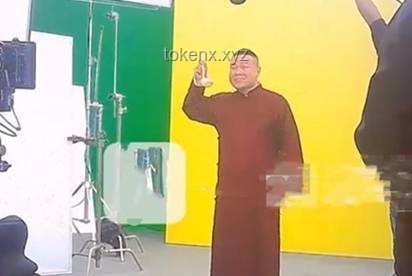 岳云鵬跨界開演唱會引熱議：降維打擊還是自毀人設？