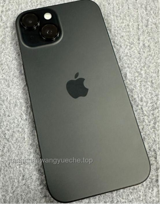 “蘋(píng)卓”橫行：低價(jià)iPhone 15背后的行業(yè)亂象