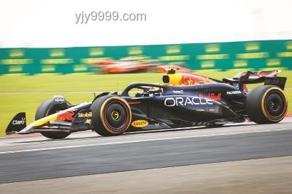 2025年F1西班牙大獎賽案例研究：邁凱倫輝煌與紅牛爭議