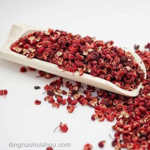 花椒泡腳需謹(jǐn)慎，健康養(yǎng)生需科學(xué)