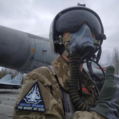 117架無人機(jī)對決俄高級戰(zhàn)機(jī)：烏克蘭戰(zhàn)術(shù)行動深度剖析
