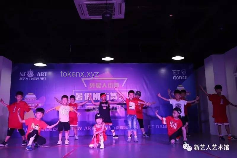 加絨搖舞蹈挑戰：社交媒體創新營銷案例