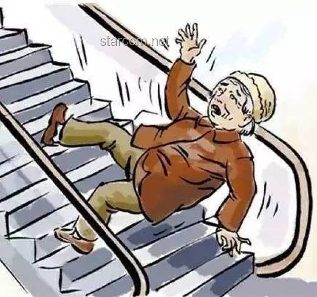 老人自制電梯上5樓，多部門勸解下的堅持與反思