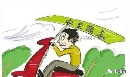 老人巧手自制電梯上5樓，安全隱憂引多部門勸解拆除記