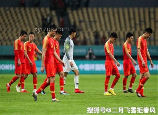 國(guó)足革新之路：伊萬下課與跨界教練的奇幻聯(lián)想