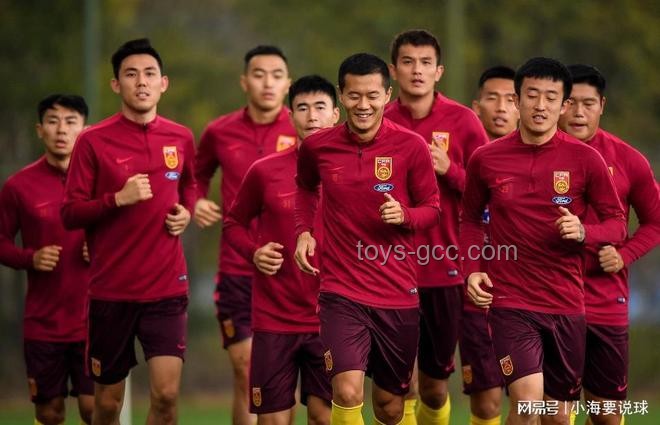 國足痛失2026世界杯，伊萬帥位引熱議，繼任者何人？