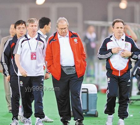 國足0-1不敵印尼無緣世界杯：問題分析與解決方案