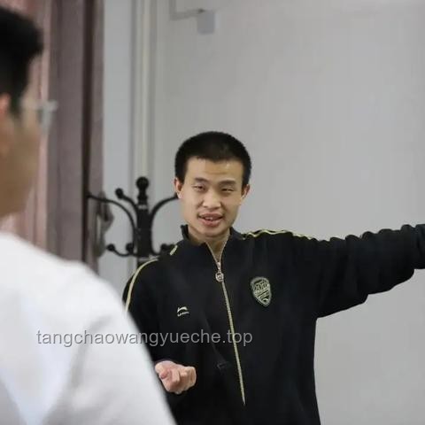 韋神對比：電競選手與數學天才的異同