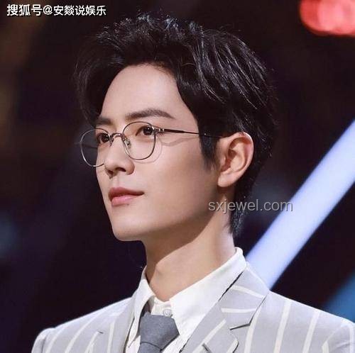 張婧儀上初中到肖戰大二：跨年齡成長指南