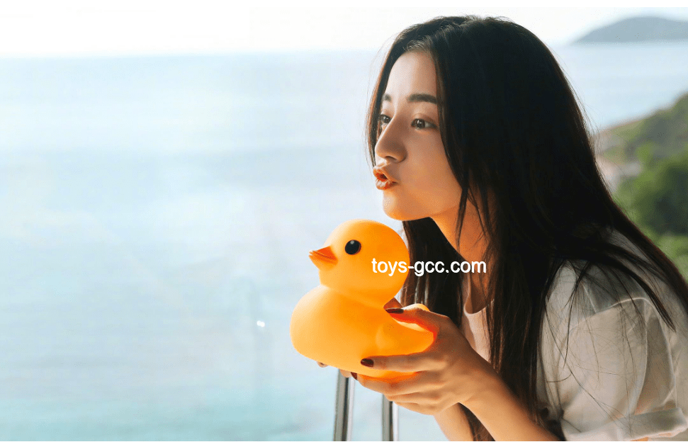 迪麗熱巴與張凌赫合作潛力對比：本子遞送現(xiàn)象分析