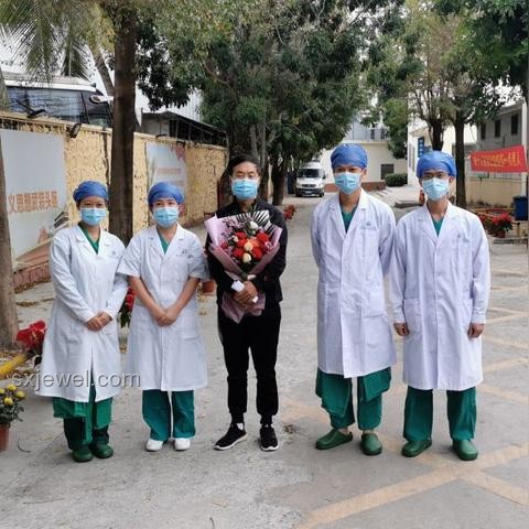 三亞女游客家屬質(zhì)疑：首診腸胃科醫(yī)生專業(yè)性對比