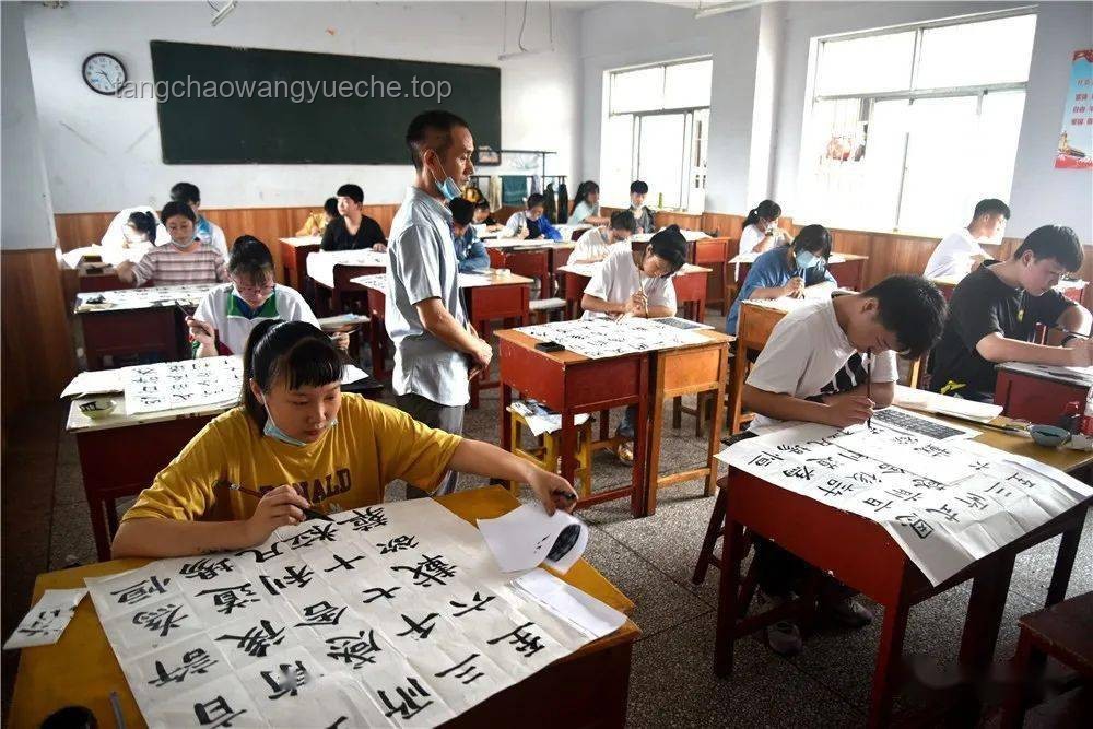 如何應(yīng)對(duì)“第一位走出考場(chǎng)考生:希望明年難一點(diǎn)”反映的教育問題