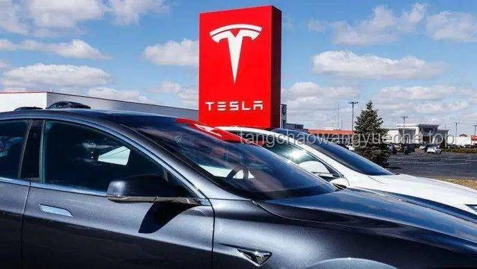 特斯拉風云：特朗普“棄車”背后的創新啟示錄，跨界思維引領未來