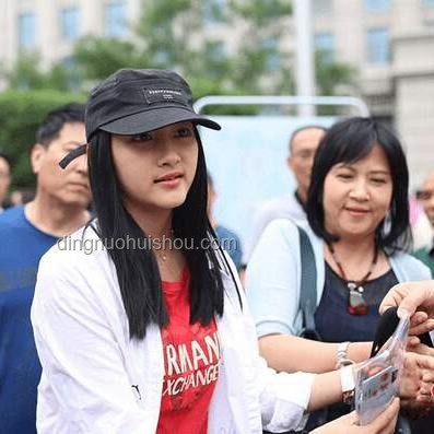 重溫關曉彤高考采訪，笑中有淚的成長啟示????