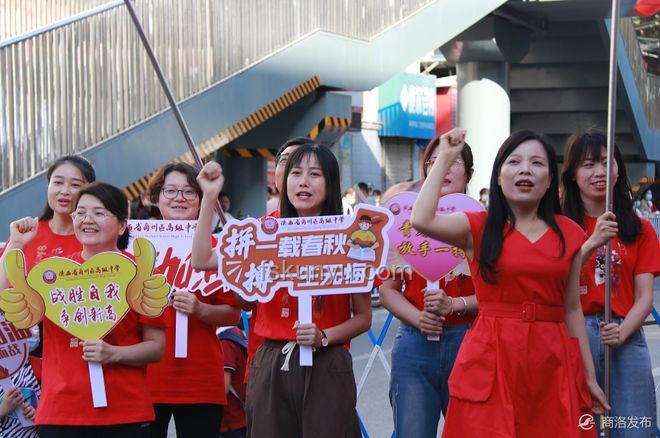 送考這一幕太暖了！打造溫馨送考攻略
