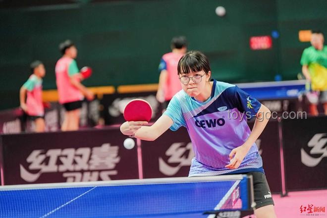 王楚欽面對(duì)面專訪：乒乓球國(guó)手的成長(zhǎng)與挑戰(zhàn)