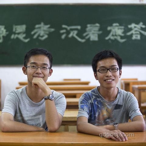英語(yǔ)大考后，我自信喊話：985穩(wěn)了！???