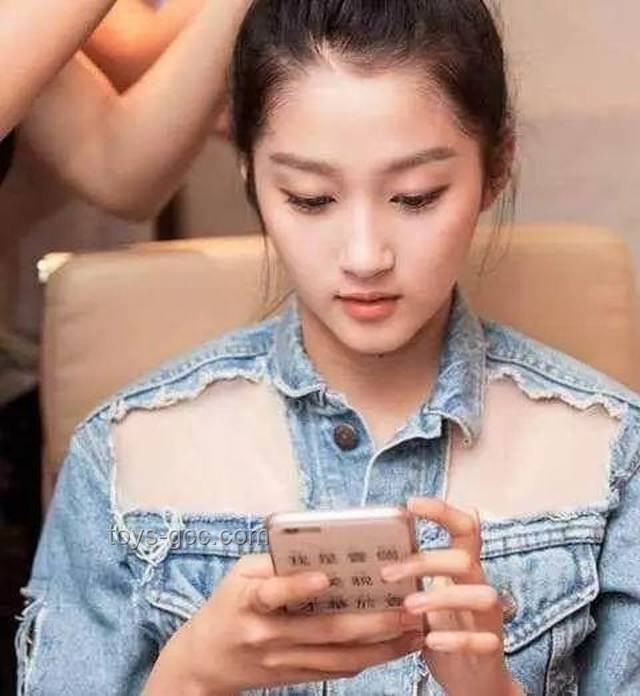 黃圣依再婚趨勢：明星婚姻觀與社會接受度的雙重變革