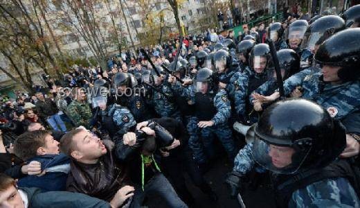 洛杉磯騷亂現場應對方案：恢復秩序與促進社會和諧