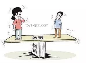 老師批評時有無支持：對孩子心理健康的影響對比