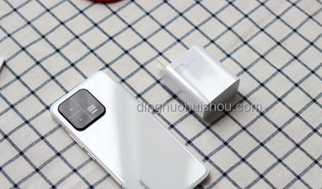 iPhone17發(fā)布預(yù)期引發(fā)熱潮，消費(fèi)者購(gòu)買(mǎi)意愿分析
