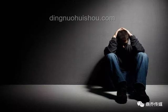 ??到??：與抑郁癥少年同行，理解“站在一起”的力量