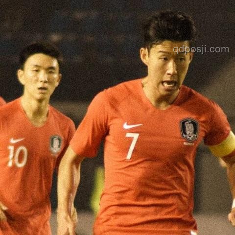 國足勝利背后的創(chuàng)新足球戰(zhàn)略：點殺巴林，思維制勝