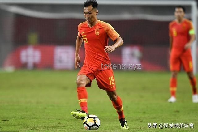 王鈺棟點射破門助國足1-0勝巴林，未來鋒線新星？