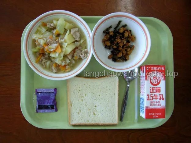 日本學校午餐減少米飯供應問題解決方案