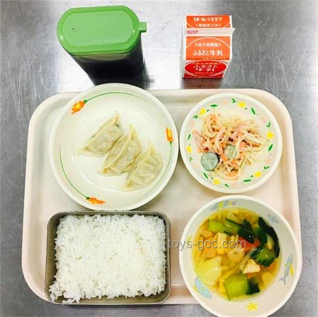 日本學校午餐米飯供應減少，折射大米產業深層困境