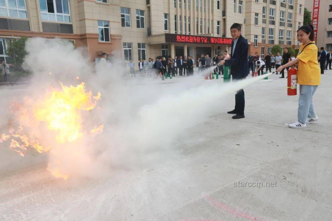 學校光伏板安全：悲劇敲響警鐘